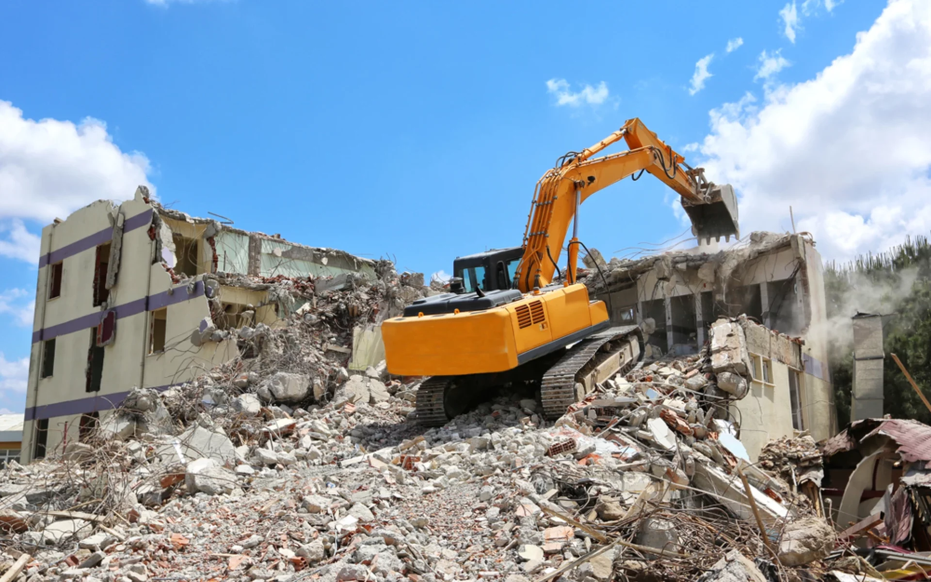 Tony Tp Location Broyeur A Beton A Landerneau Demolition 1